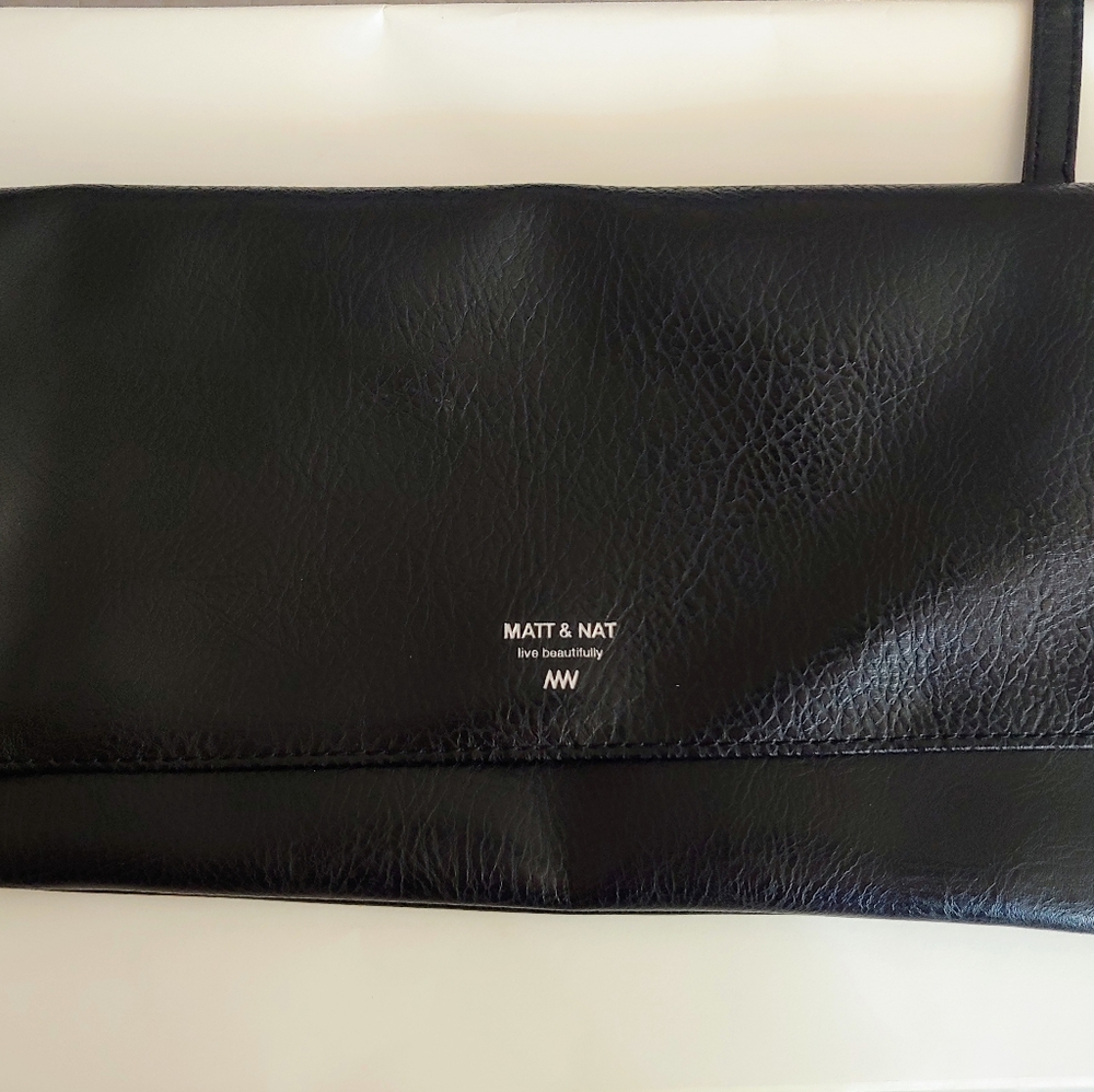 Mat & Nat Crossbody Purse